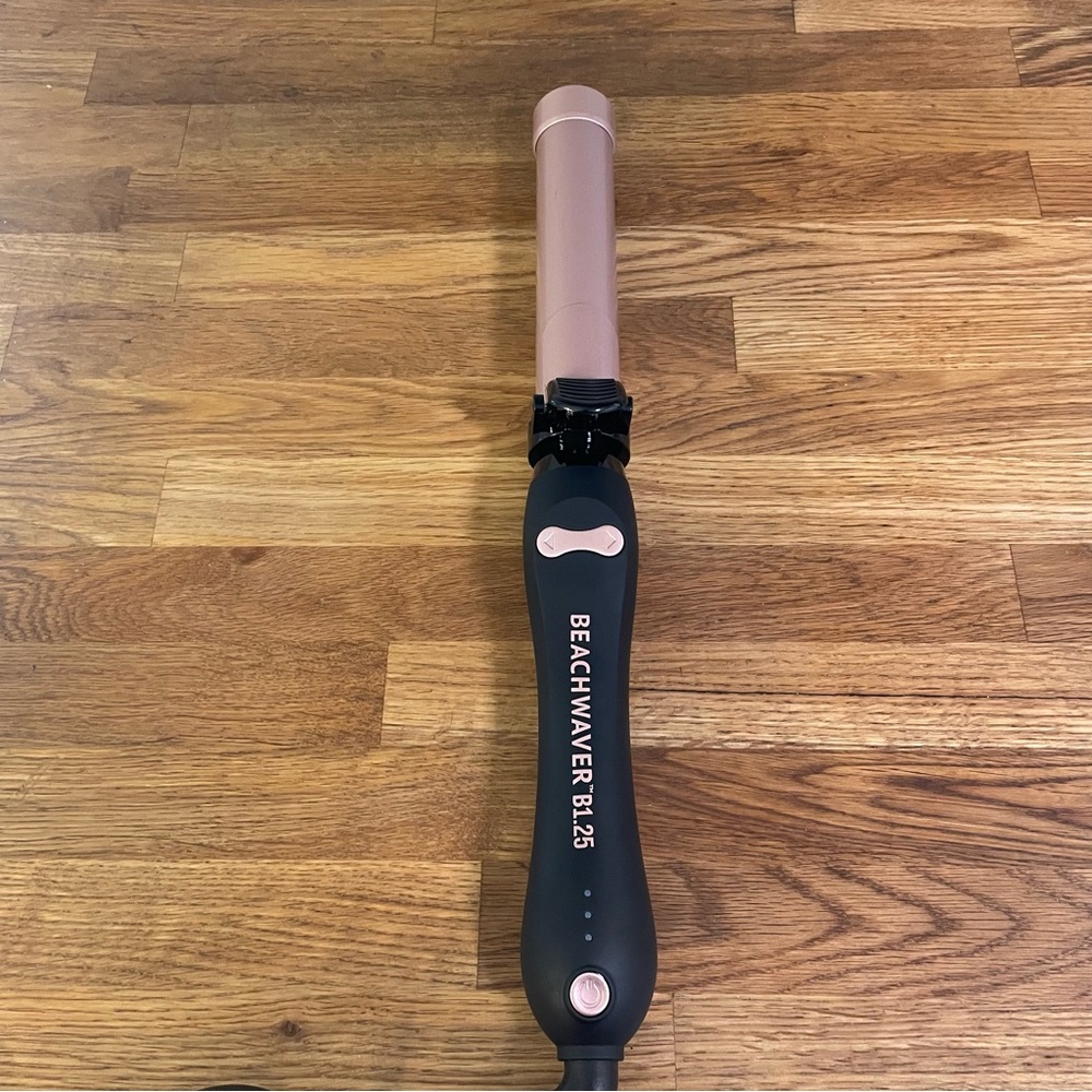 NEW Beachwaver B1.25 Rotating Styling Iron in Midnight Rose - Picture 3 of 6